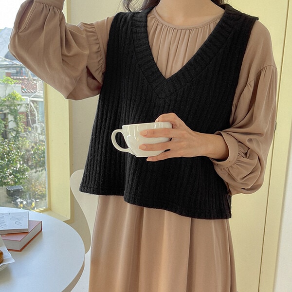 ふんわりブイネックニットベスト61695ビッグサイズ女性衣類 4,792円