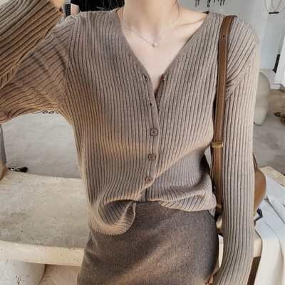 【大好評！最安値挑戦!】トップス ニット 個性 長袖 Vネック ボタン 前開き カットソー 羽織 カーディガン 細身 かわいい