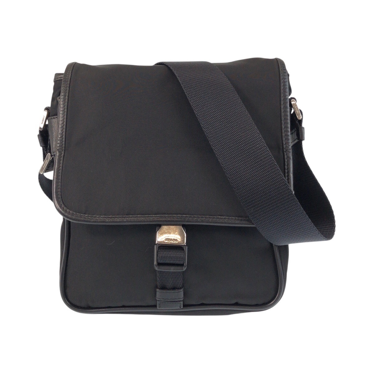 テスート 三角ロゴプレート ブラック 黒 シルバー金具 ナイロン ショルダーバッグ ポシェット レディース 500849