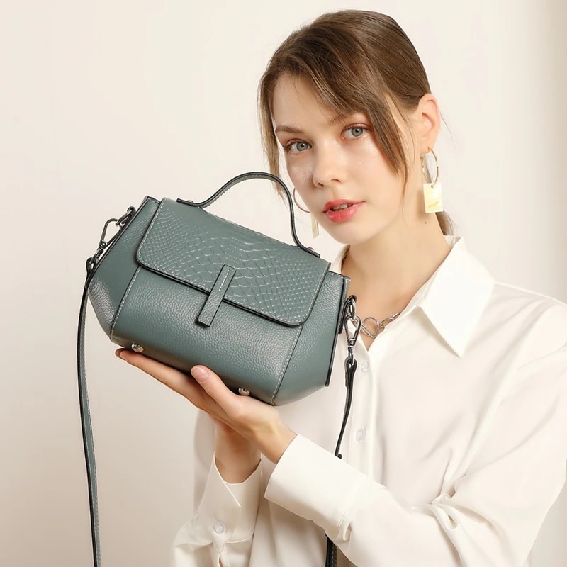 韓国ファッショントートバック本革上質柔らかい耐摩耗ショルダーバッグレディースキャリーバッグ斜めがけ