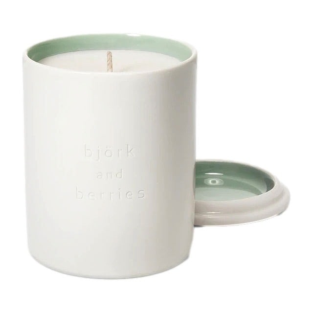 ビヨルク アンド ベリーズ ネバースプリング センテッド キャンドル 240g