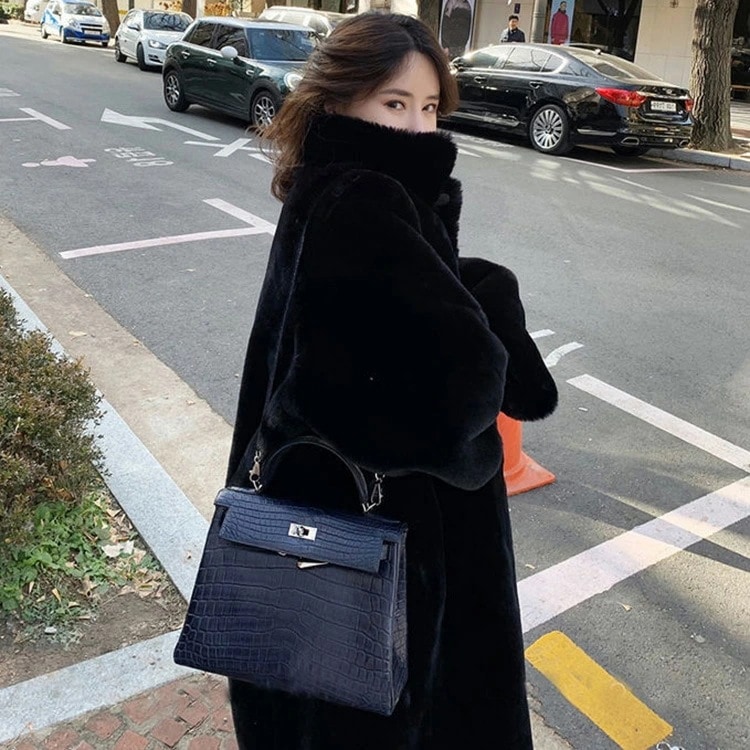 【即納】ファーコート ロング丈 レディース おしゃれ 冬 エコファー ロングコート ふわふわ モコモココート レディース 冬アウター モコモコ 防寒 フェイクミンクファー ジャケット 暖かい もこもこ 6,521円