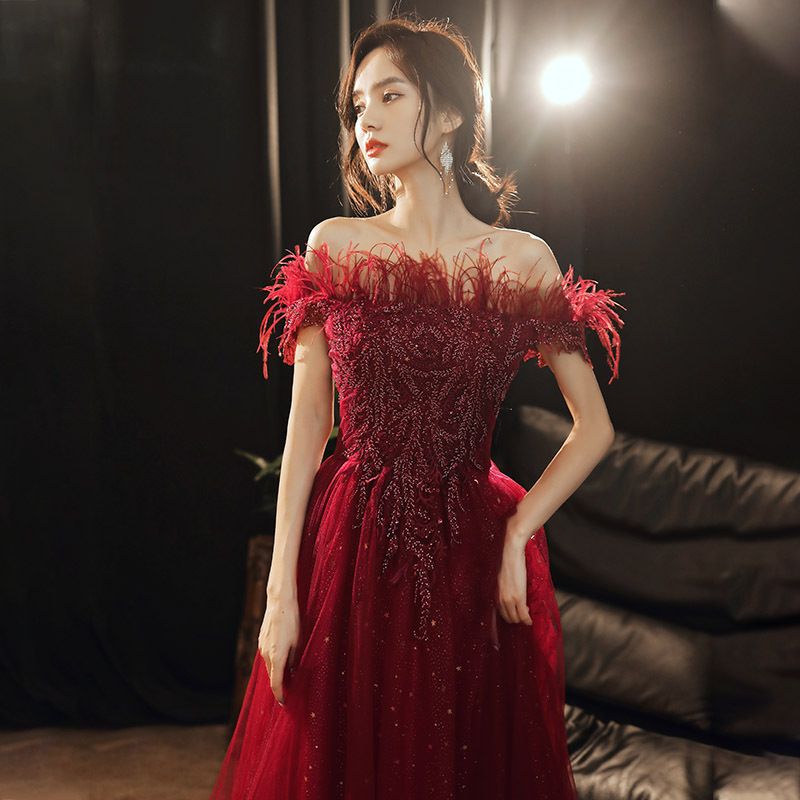 レッドトーストドレス花嫁2025ウェディングドレス婚約ドレスホームカミングドレスエレガントロングスタイル