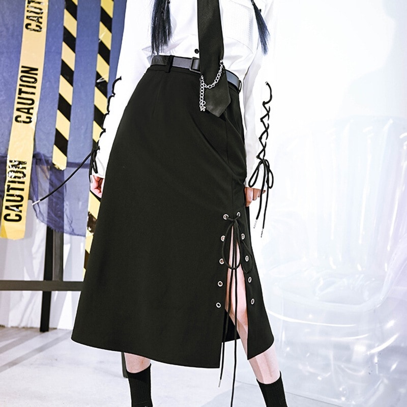 スリットスカート 黒 レースアップ Aラインスカート 合わせやすい