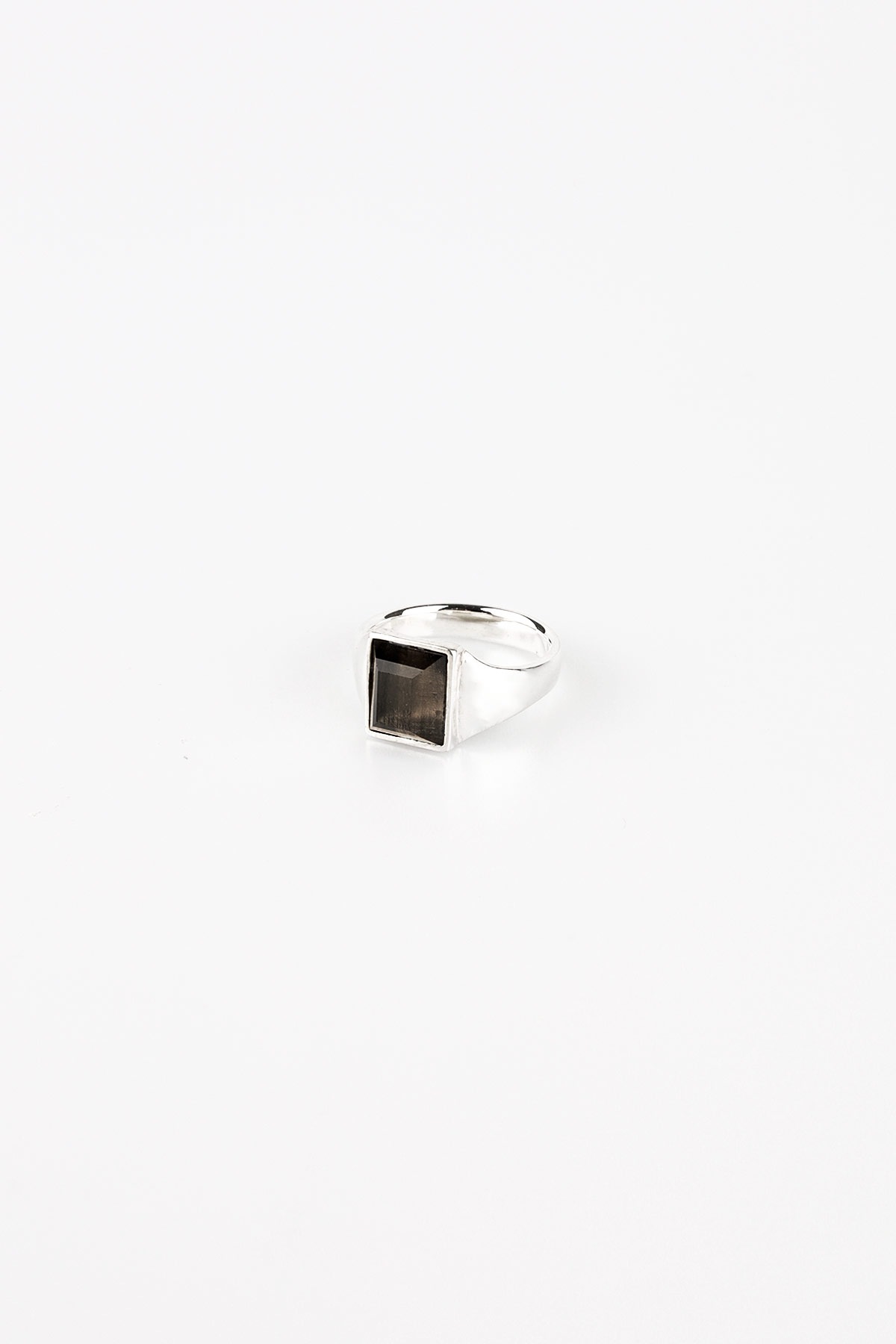 Seasonless MADBLACK RING 13