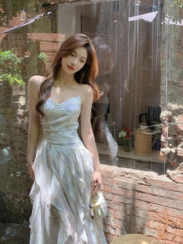 フランス純欲望水墨画プリントサスペンダードレス女性用ウエスト絞り気質と夏向けロングスカート優しいスタイル