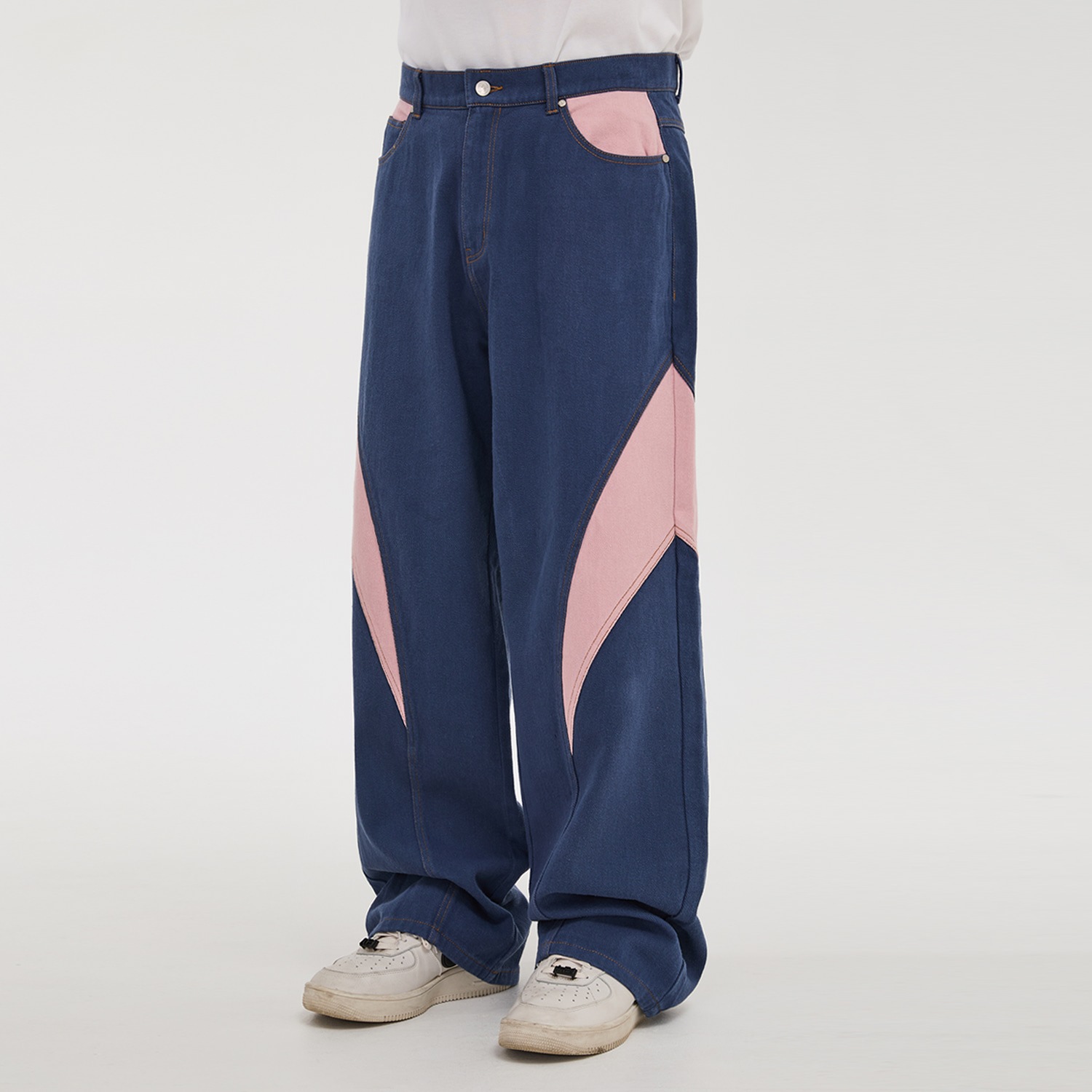 Curved cutting reverse denim pants NAVY