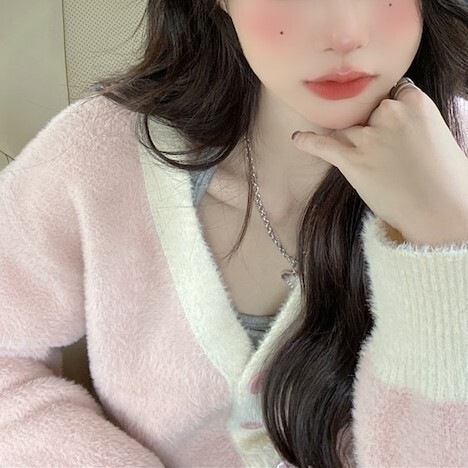 Ｖネックカーディガン 韓国ファッション 魅せる トップス カーディガン ピンク レギュラー丈 袖あり 5,202円