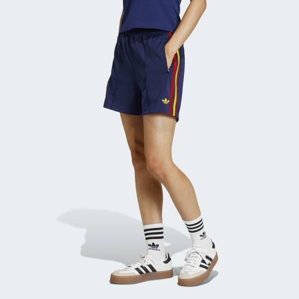 [女性]快適さと活動性を高めるミッドライズウエストのルーズフィット ファイヤーバード ショーツ(KE9361)