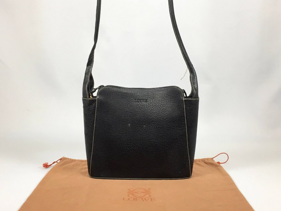 ショルダーバッグ レザー ブラック 中古品