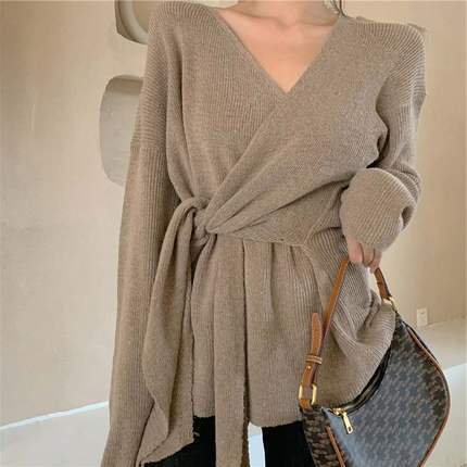 トップス セーター 袖あり 長袖 l Vネック ハイウエスト かわいい 大人可愛い きれいめ シンプル カジュアル 大人 上品 おしゃれ お洒落 大人可愛い 大人女子 こなれ感 ラブリー キュート