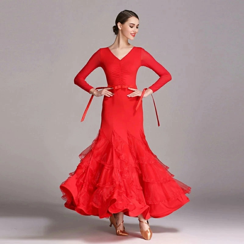 社交ダンスドレス モダンダンス 赤 黒 ダンスウエア 社交ダンス衣装 ワンピース 広がる裾 モダンダンス ラテンドレス ブラック レッド フレア フリル 可愛い 無地 発表会 競技着 練習着 練習服