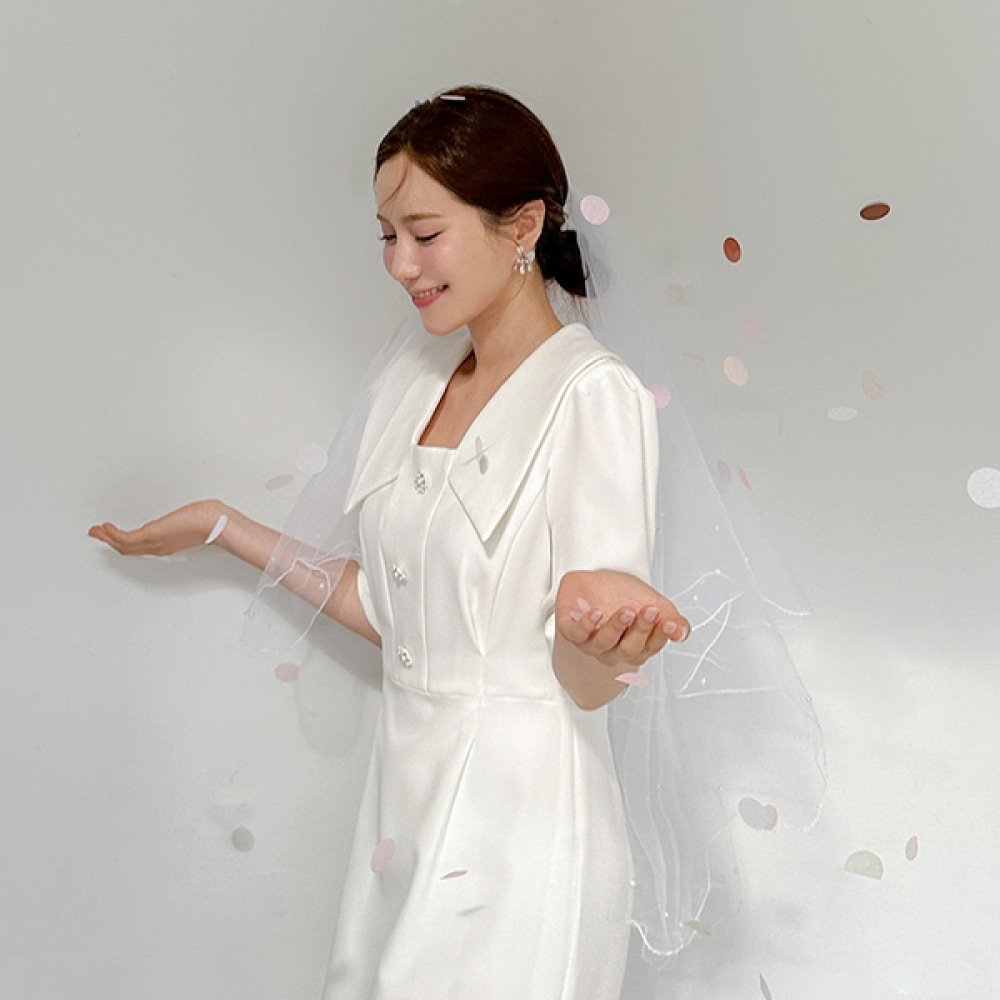 (JSTYLEのイーブレット) イーブレットラブセンスクエアシャイニングボタンドレス JSTYLE