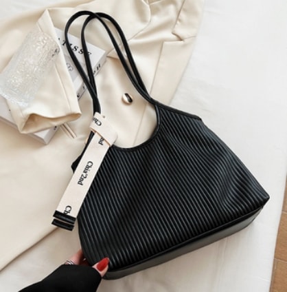 カラフルハンドバッグ バッグ かばん レディースバッグ ハンドバッグ 通勤バッグ ママバッグ マザーズバッグ 収納 機能性 便利 流行り かわいい 大人可愛い きれいめ シンプル カジュアル 大人