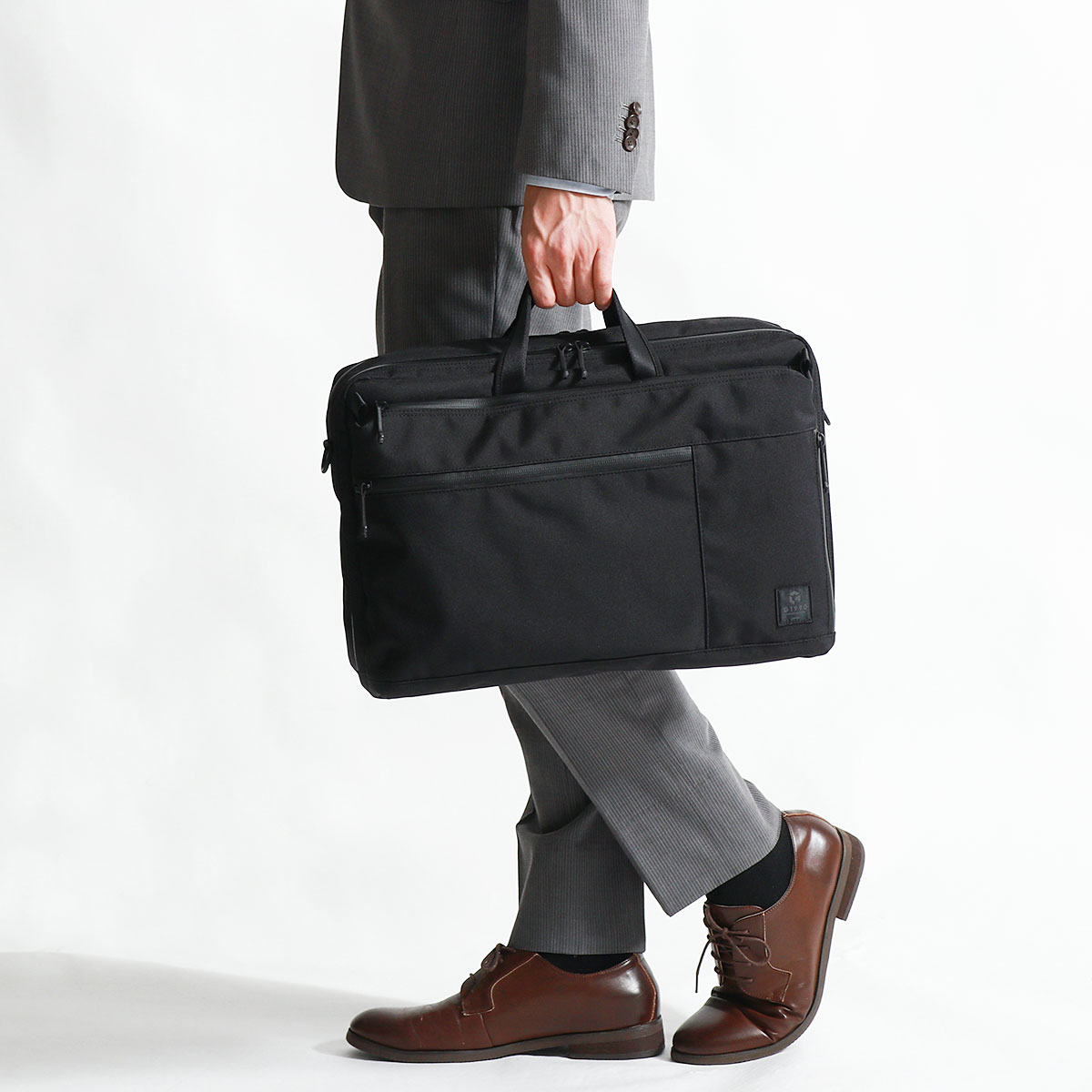 【Wpcコラボ傘付】ビジネスバッグ ブリーフケース 通勤バッグ COMMUTE 2WAY BRIEFCASE 撥水 防水 B4 PC収納 日本製 B01001-03