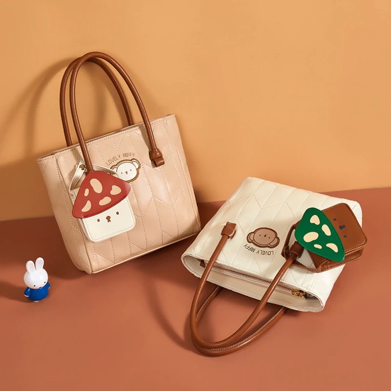 出荷が迅速である ミッフィー 大容量 トートバッグ 2024 新作 ニッチ かわいい 旅行 ショルダーバッグ 万能 人気 通勤 ビッグバッグ レディース