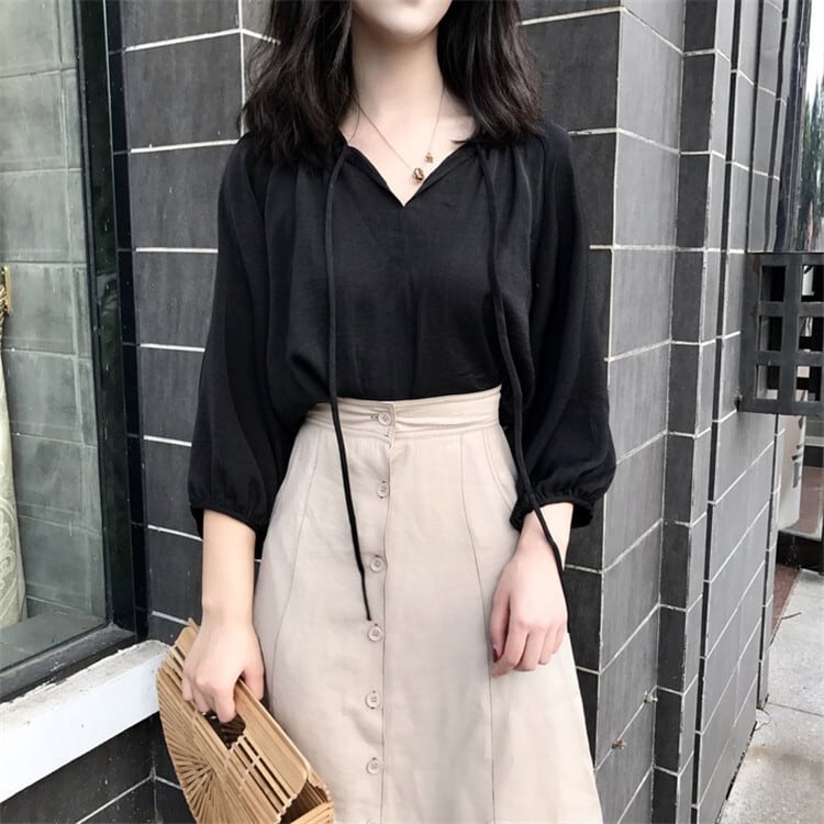 Vネックシフォンブラウス トップス ブラウス 袖あり l 七分袖 Vネック レース シフォン リボン ポリエステル かわいい 大人可愛い きれいめ シンプル カジュアル 大人 おしゃれ お洒落