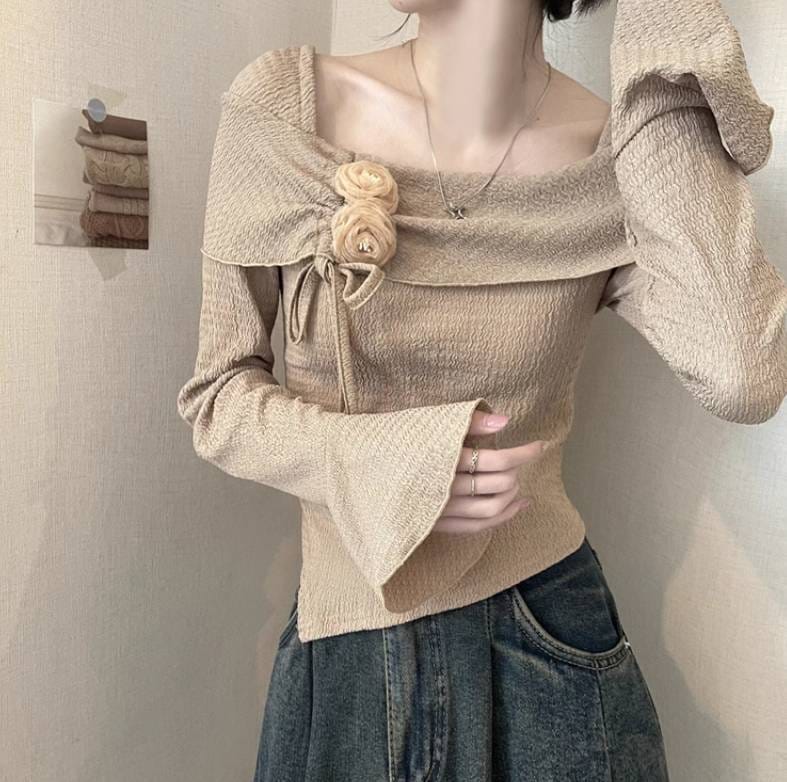 レディース トップス カットソー フレア 長袖 ベルスリーブ スクエアネック 襟なし リボン かわいい 大人可愛い きれいめ 上品 おしゃれ ガーリー エレガント 存在感 抜け感 ラブリー キュート 4,724円