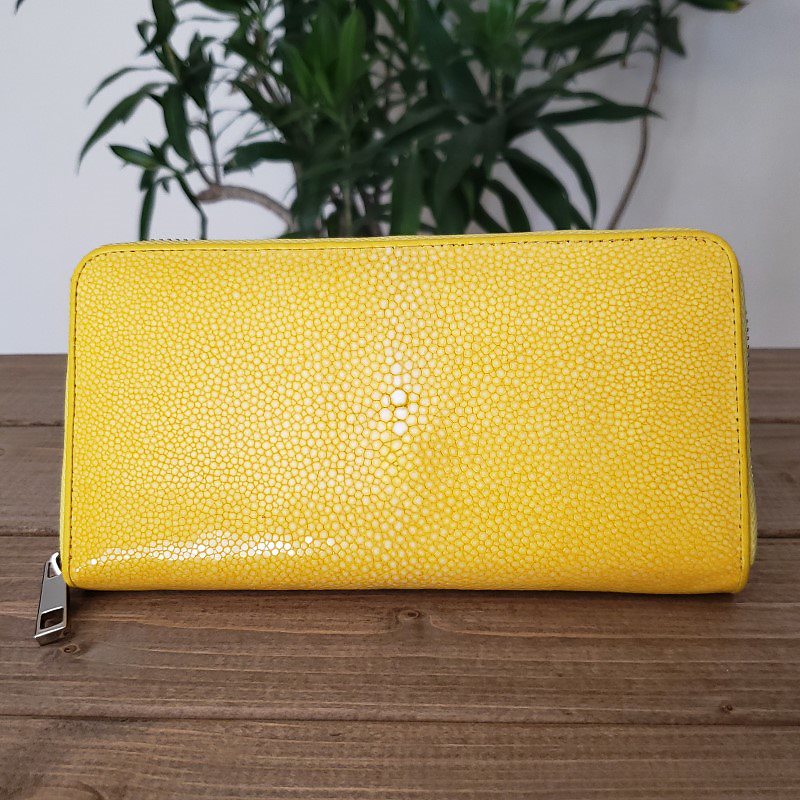 LE CIEL JAPAN ガルーシャ（エイ革）レディースメンズ財布　ラウンドファスナー　ポリッシュ　イエロー 15,048円