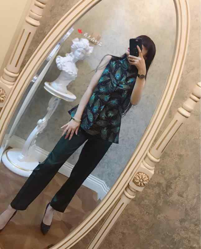 春夏 薄手 涼しい シルキーソフト ワックス 光沢 電気 紡績 サテン ストレート ゴム ウエスト 九分丈 パンツ 8,678円