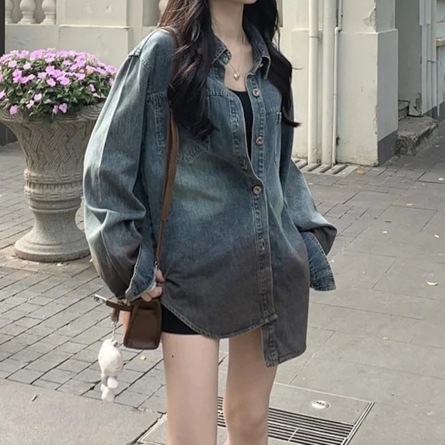 2024春夏トップス シャツ デニム生地 グラデーション ボタン 襟 グレー 長袖 春 ゆったり 丈長め かわいい おしゃれ 韓国ファッション レディース お出かけ安い