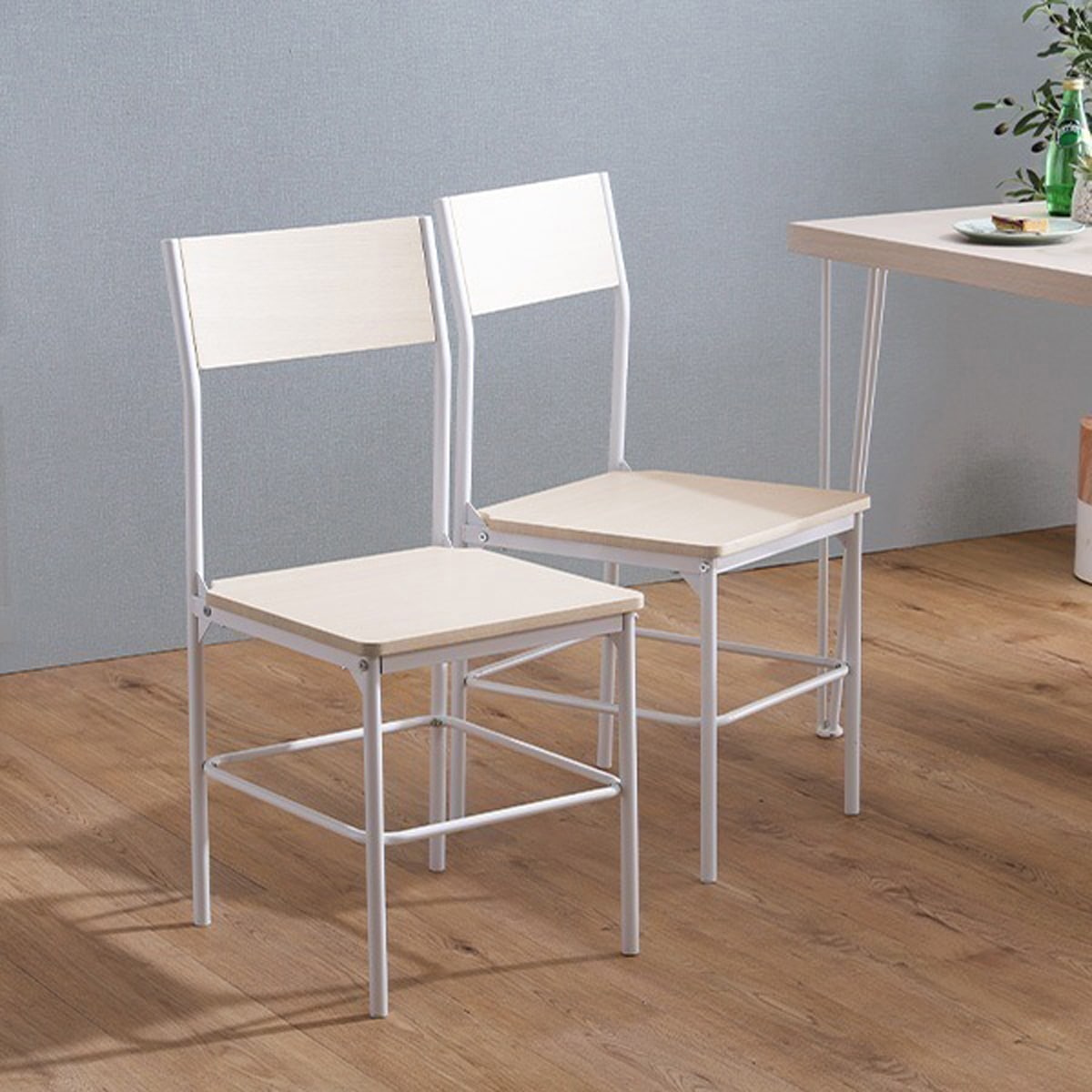 さわやかな背もたれ付きチェア2脚セット