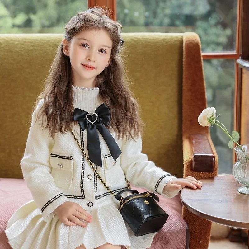2026 年新作 ガールズスーツ リトル フレグランス 洋風 子供用 スイートコート ハーフスカート 2 点セット おしゃれ1