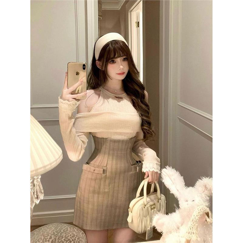 二つのピーススリミングホルターオフショルダー長袖ギフト女性のためのニットトップ女性ウエストCinchingスリム実用的なフィットBodycon毎日ショートスカートセット コスプレ プリ