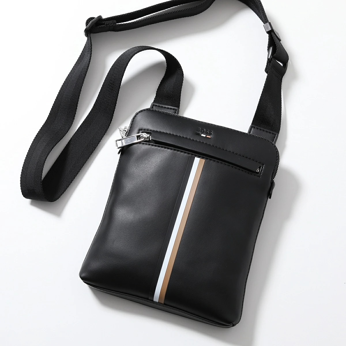 HUGO BOSS ヒューゴボス ショルダーバッグ Ray_S_Envelope 50516675 10247520 メンズ フェイクレザー クロスボディ ロゴ 鞄 001