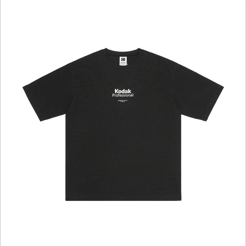 アパレルメーラーグラフィックソロナ半袖Tシャツ BLACK K5223LRS21BLK