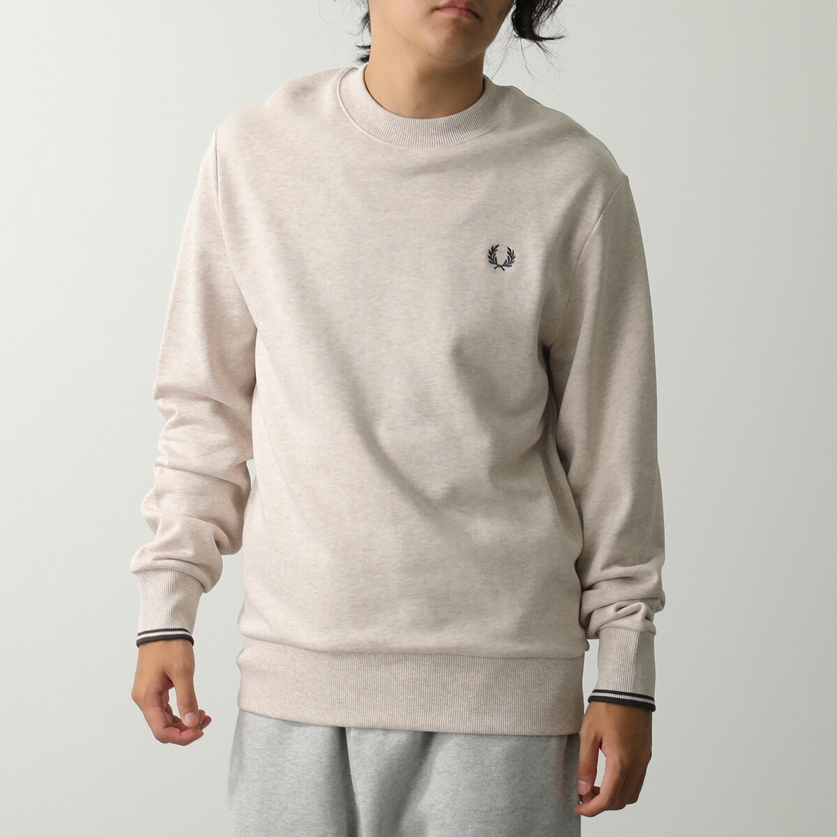 FRED PERRY フレッドペリー スウェット Crew Neck Sweatshirt M7535 メンズ トレーナー ロゴ ローレルリース 刺繍 長袖 W50/PRRDGEMRL-ANCHGR 14,894円