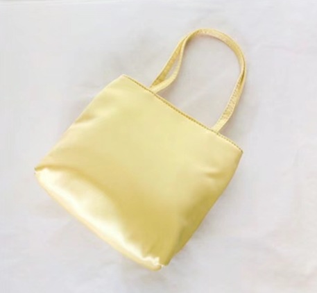 バッグ かばん 鞄 レディースバッグ ハンドバッグ ミニバッグ コンパクト 光沢 内ポケット 便利 かわいい 大人可愛い きれいめ シンプル カジュアル 大人 上品 おしゃれ かっこいい レトロ