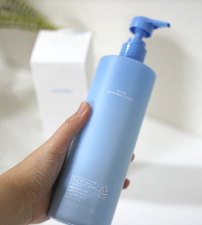 ナットフォーユー クリアアクネボディウォッシュ 500ml [背中ニキビ/胸元ニキビ]