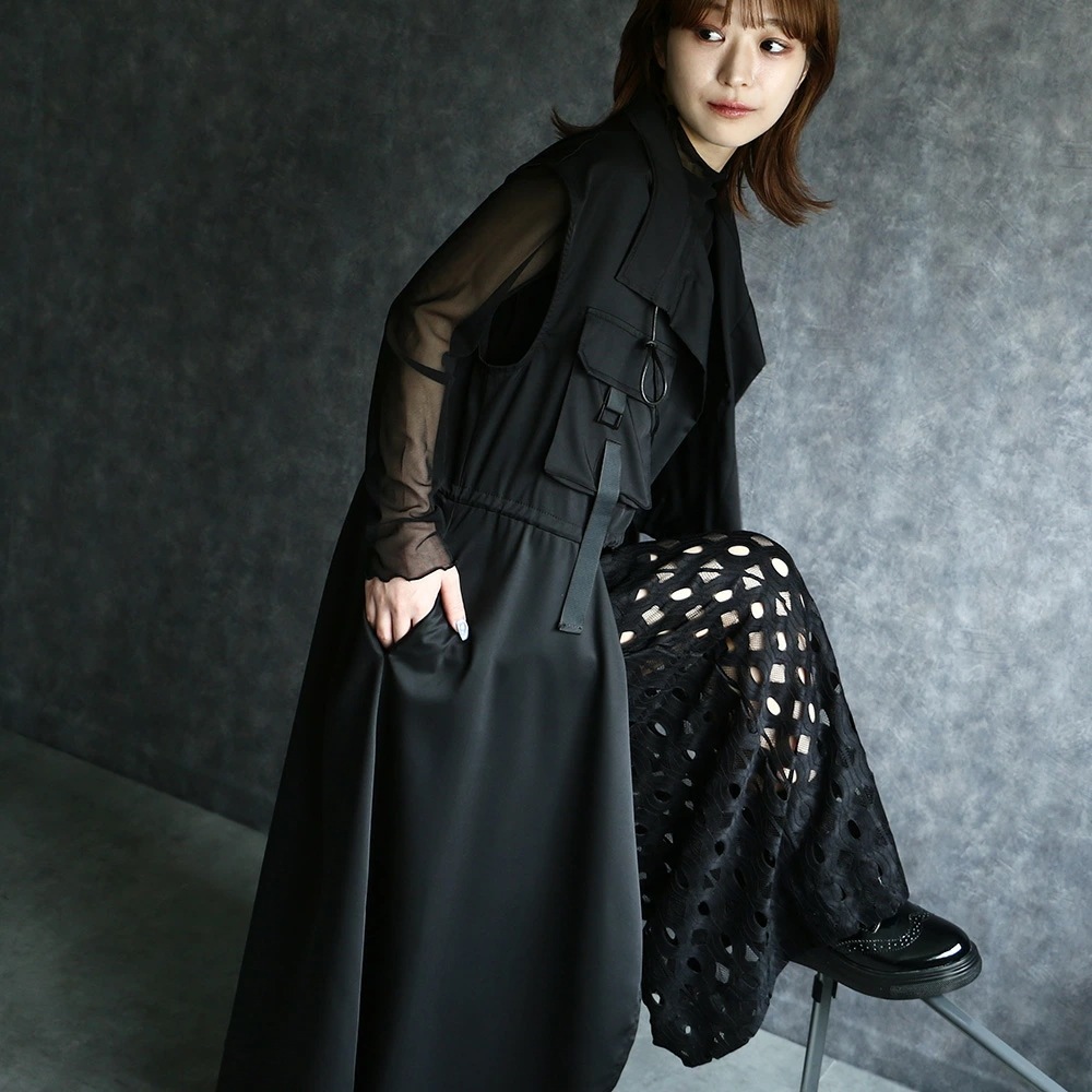 ベスト ジレ ロング ドロストロングジレ レディース ロングベスト ノースリーブ 前開き 羽織り 春 夏 レイヤード 黒 ブラック 20代 30代 40代