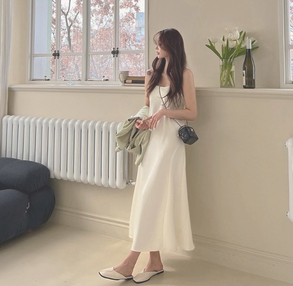 スカート ワンピース ロングスカート フレアスカート フレアワンピース ワンピドレス ロング丈 ノースリーブ Uネック フレア Aライン ファスナー かわいい 大人可愛い