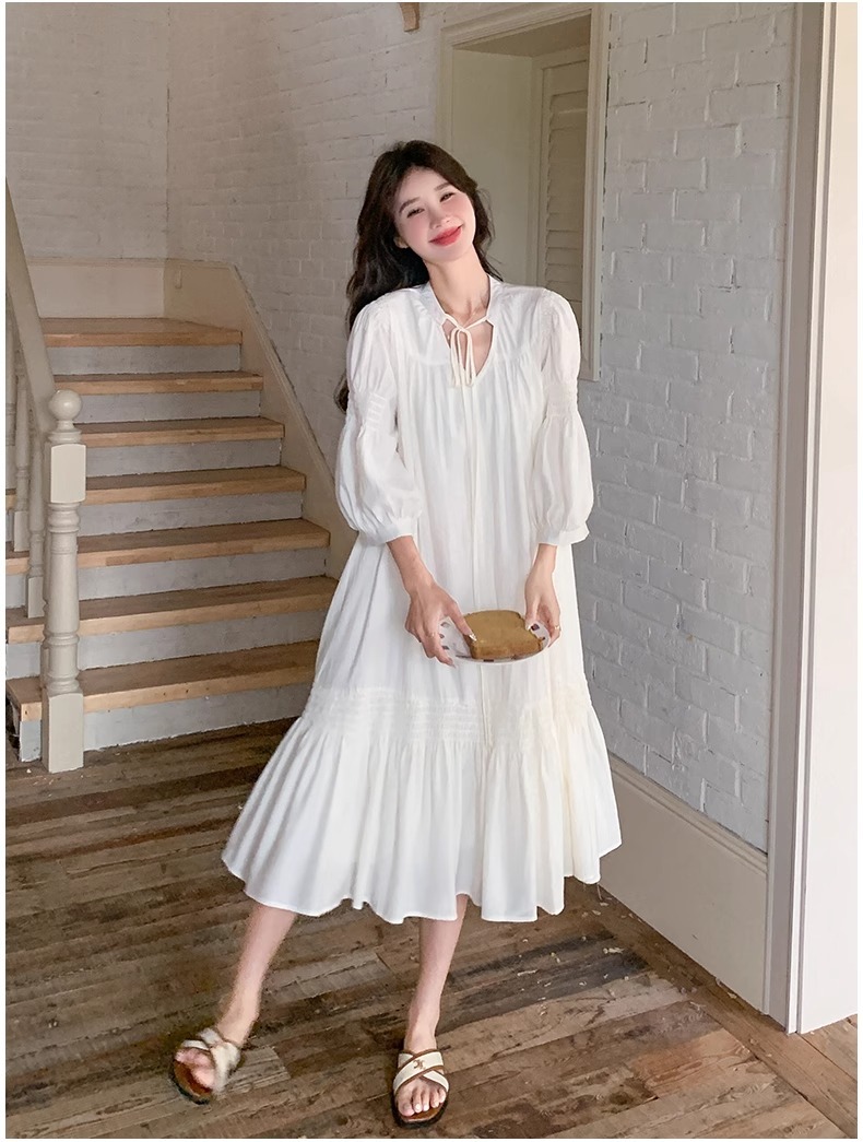 レディース ワンピース ブラウス ドレス 膝下 ミモレ 7分袖 Vネック 襟なし フレア 切り替え オーバーサイズ フェミニン レース 刺繍 リボン 薄手 かわいい 大人可愛い シンプル 上品