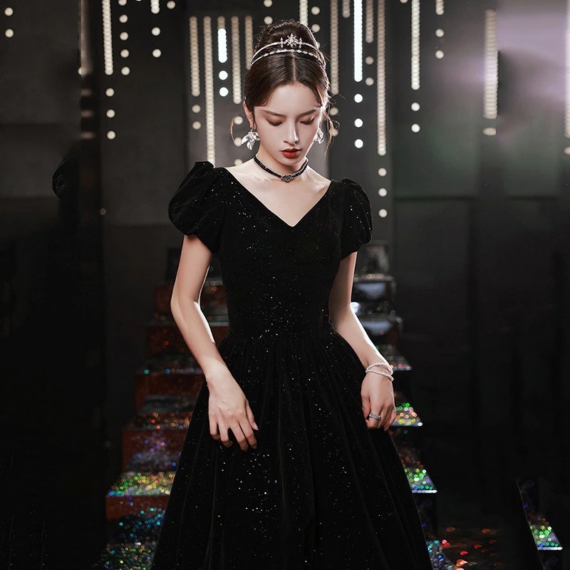 【1つ買うと10つ無料】ブラックドレス2025ベルベット長いエレガントな気質アート試験プリンセスドレスバンケットドレス女性