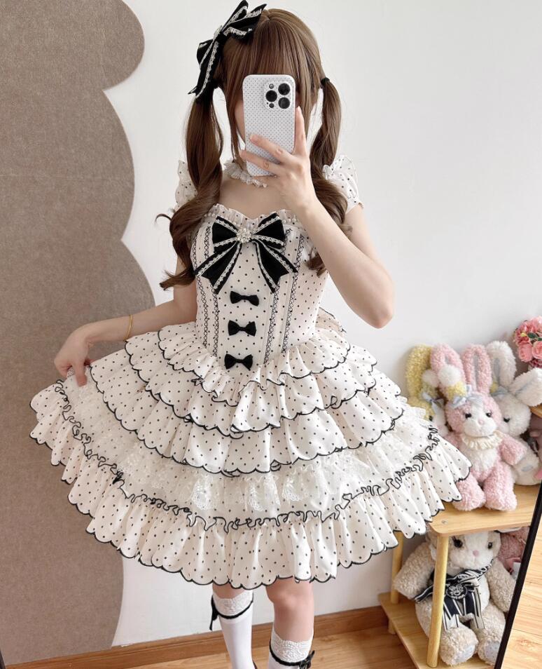57【新作登場 最安値】 ロリータ 水玉柄　ゴスロリ コスプレ ワンピース　メイド服 コスチューム 文化祭 学園祭 衣装 仮装 ハロウィン おすすめ 可愛い ドレス　日常　写真　舞台　花嫁