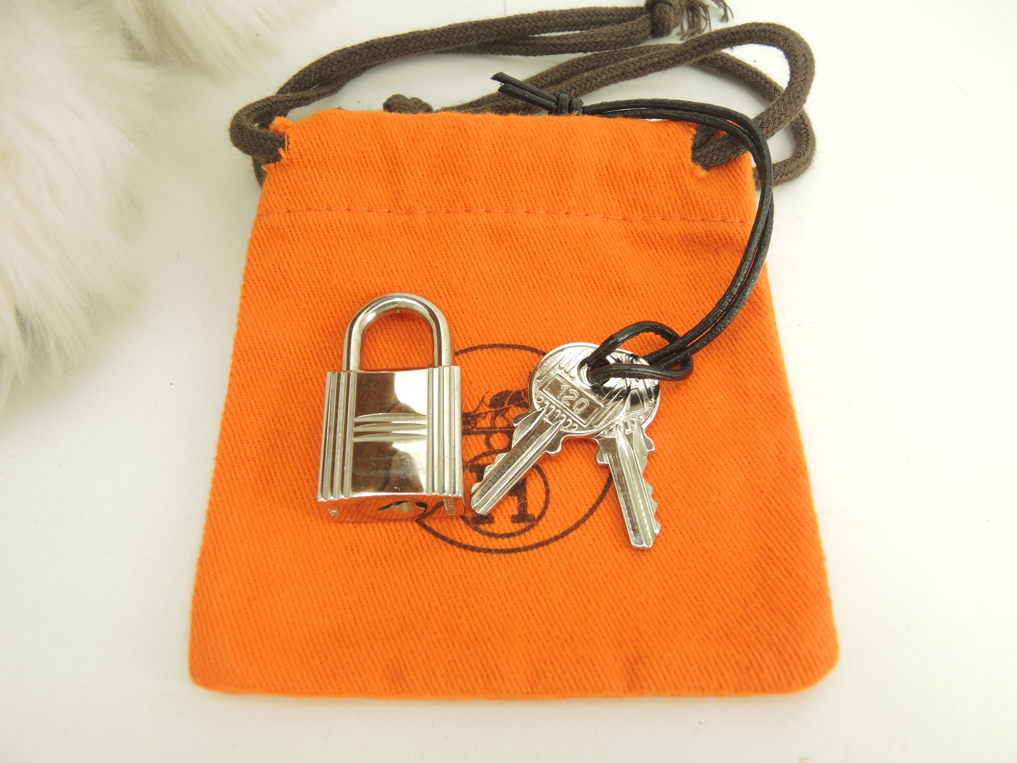 南京錠 鍵2個 シャインシルバー パドロック キー 120 バッグチャーム 美品@ 198