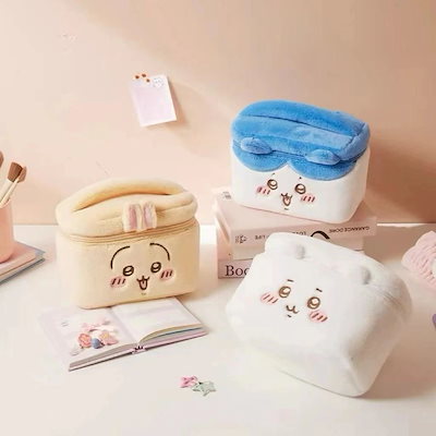 Qoo10] ちいかわ ポーチ ウサチギ八ちゃん可愛い : バッグ・雑貨