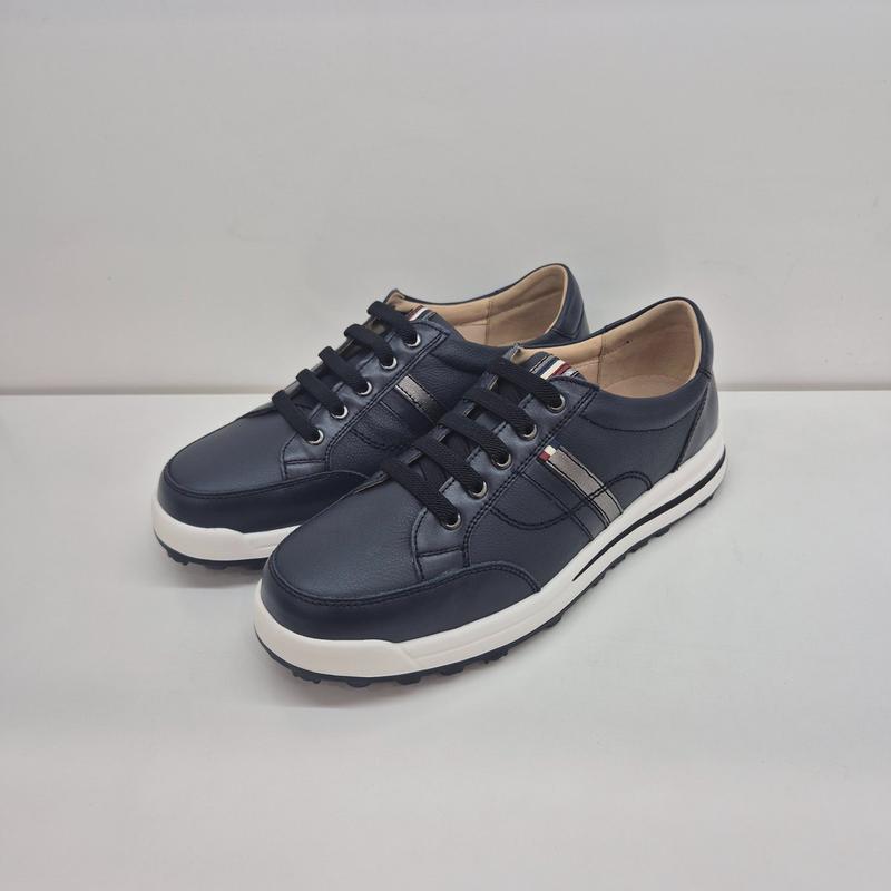 女性用ソフトで軽量な軽量スニーカー FR473A