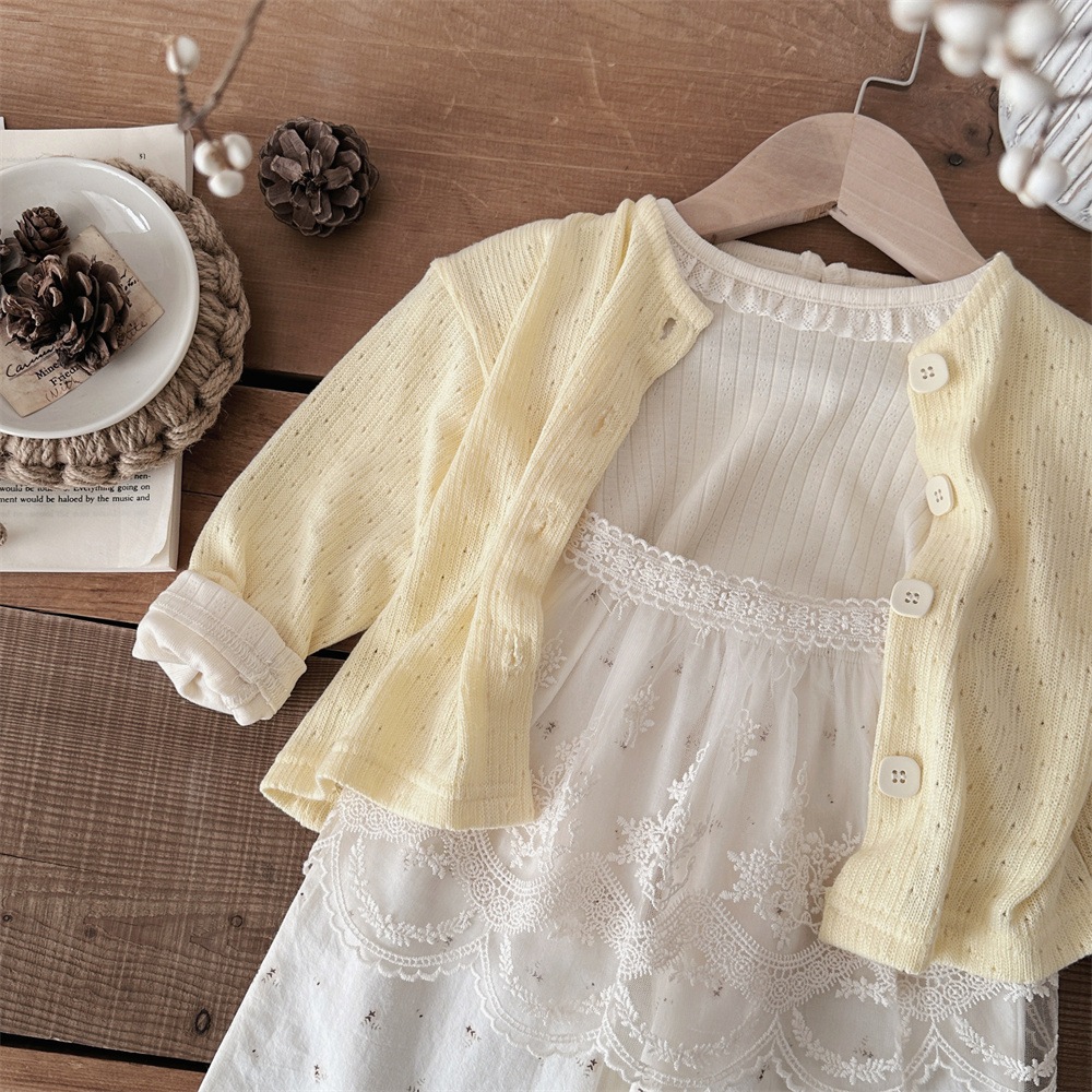 【急速に出荷】子供服の春夏の新しい上下セット，女の子の赤ちゃんの透かし彫り長袖の上着カーディガン，赤ちゃん純綿ワイドパンツ/ベビーアンダーシャツTシャツ，