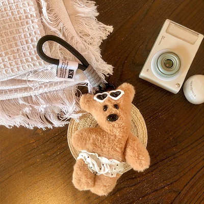 Qoo10] かわいい首かしげテディベアぬいぐるみキー : バッグ・雑貨