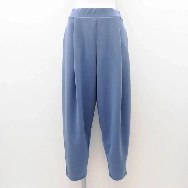 テーパードパンツ ボトムス レディースファッション 春物 ストレッチ性あり 定番アイテム 少し肉厚
