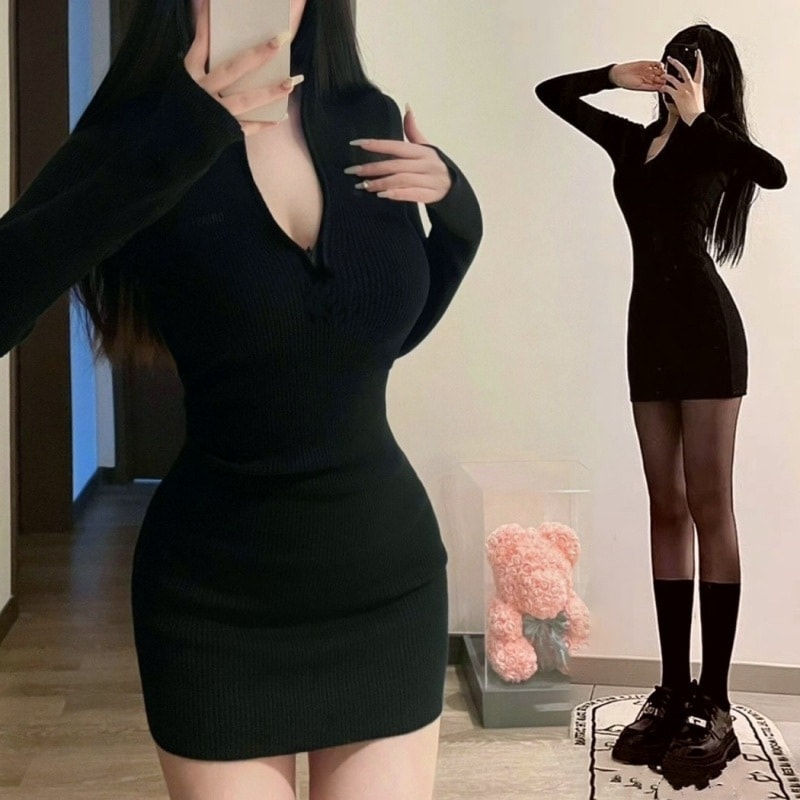 【1つ買うと10つ無料】純粋な長袖のニットドレス女性2025小さなタイツ薄い秋と冬のベースバッグヒップスカート