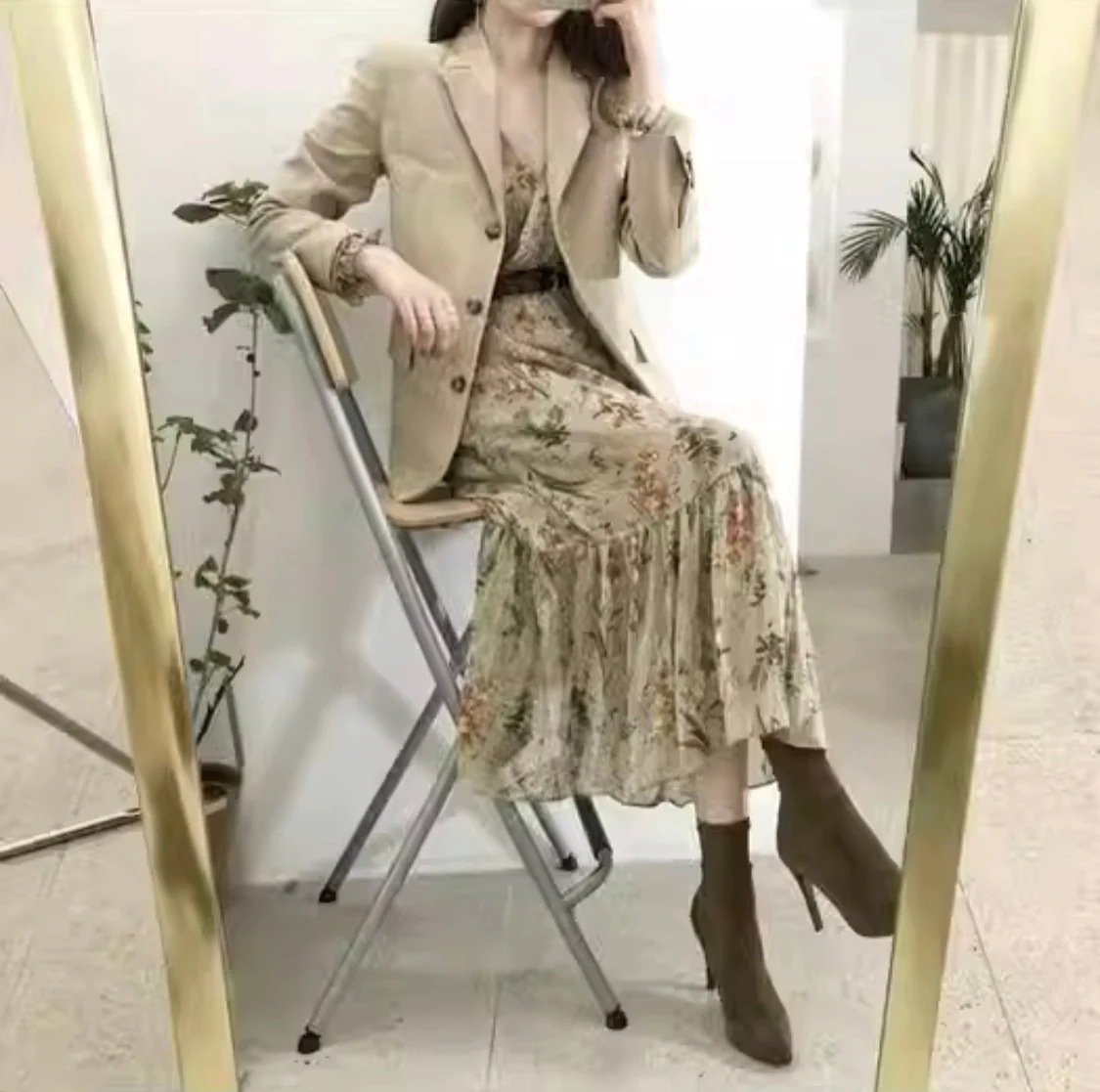 ワンピース スカート 韓国 花柄 ロングスカート フレアスカート ワンピドレス ミモレ ロング 長袖 ボリューム袖 フレアスリーブ 萌袖 Vネック フレア スリム Aライン チュール シフォン フリル