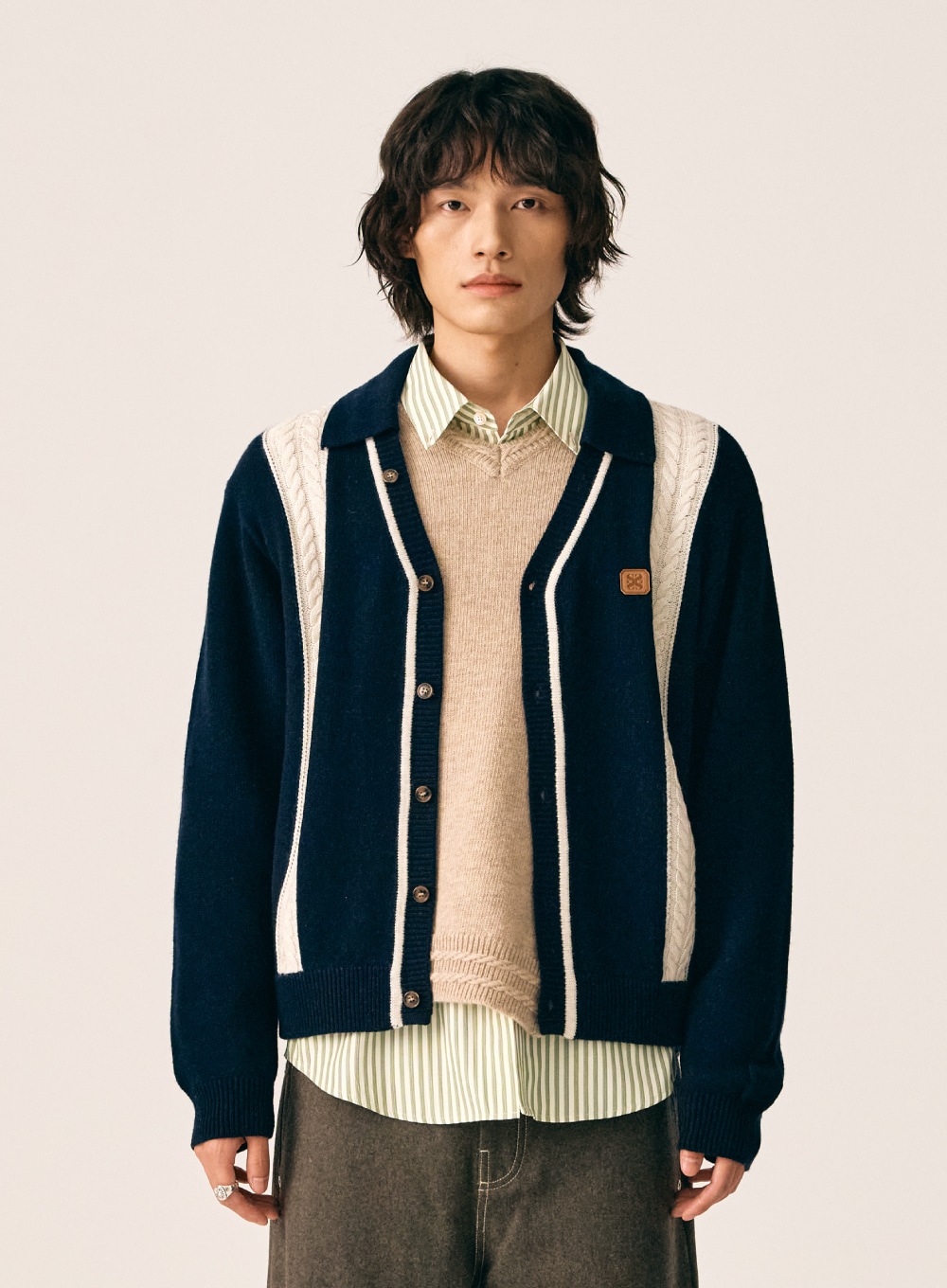 【SATUR】 FARO CASHMERE BLEND COLLAR KNIT CARDIGAN : CLASSIC NAVY