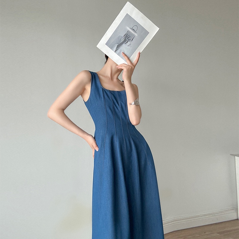 2024新しい夏スタイルブルーミストラブデニムドレスフレンチスタイルブルーサスペンダーロングスカートウエスト痩身