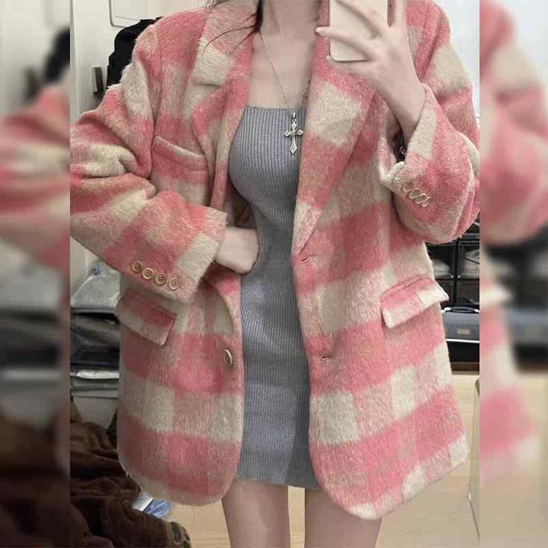 秋冬 コーデ レディース ファッション オシャレ 服 カワイイ シンプル 大人カワイイ 大きいサイズ 韓国スタイル ピンク チェック柄 ウール コート レトロ アウター
