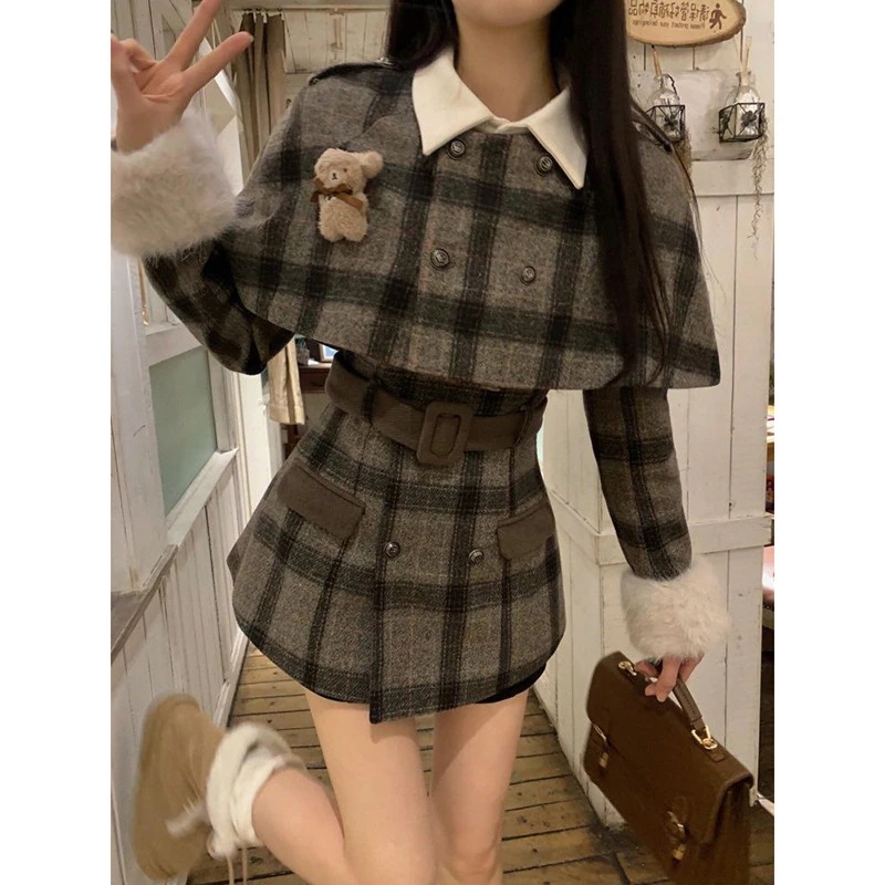 韓国のレトロスタイルの女性の秋と冬のチェック柄ショールケープ暖かくてスリムなツーピースドレスセット